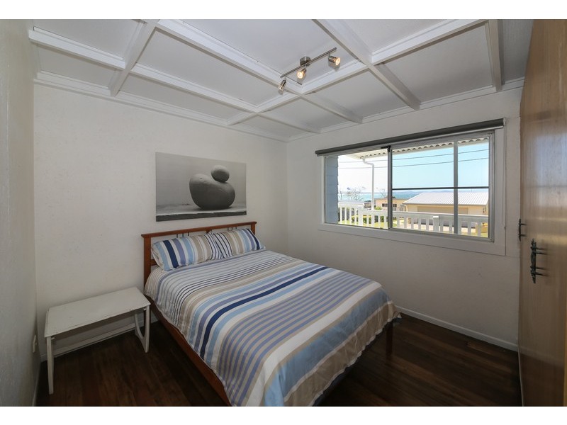 15 First Avenue, Arrawarra Headland NSW 2456