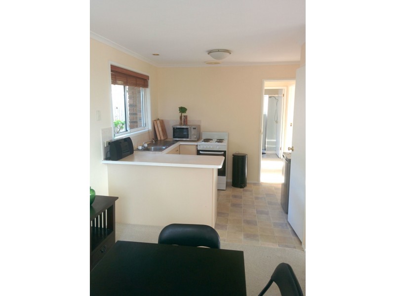 2/18 Longley Court, Glenorchy TAS 7010
