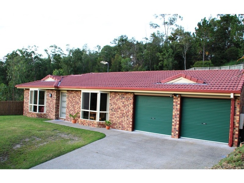 3 Pinemount Crescent, Oxenford QLD 4210