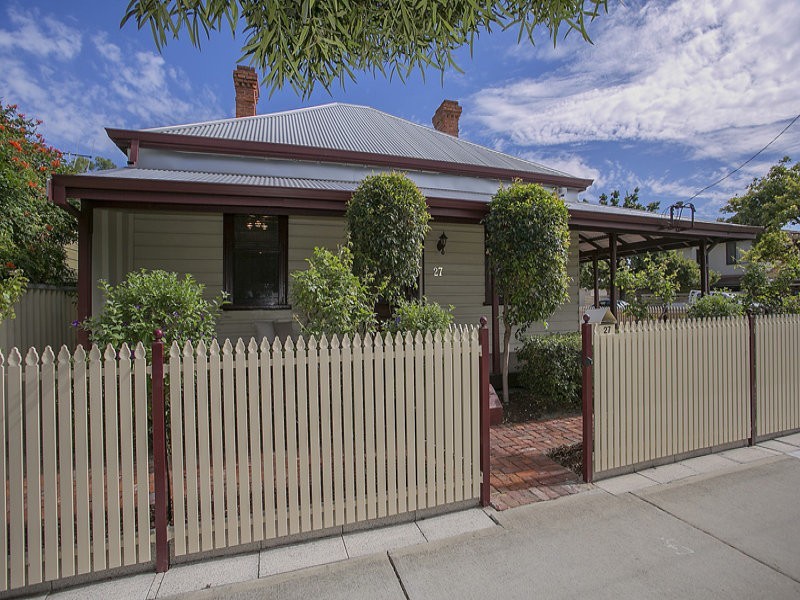 27 Gloucester Street, Victoria Park WA 6100