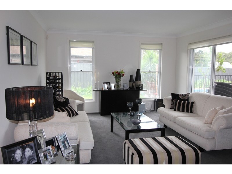 25 Tipperary Drive, Ashtonfield NSW 2323