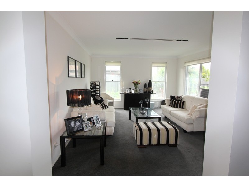 25 Tipperary Drive, Ashtonfield NSW 2323