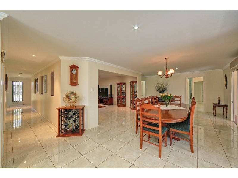 2 Acacia Street, Moore Park Beach QLD 4670