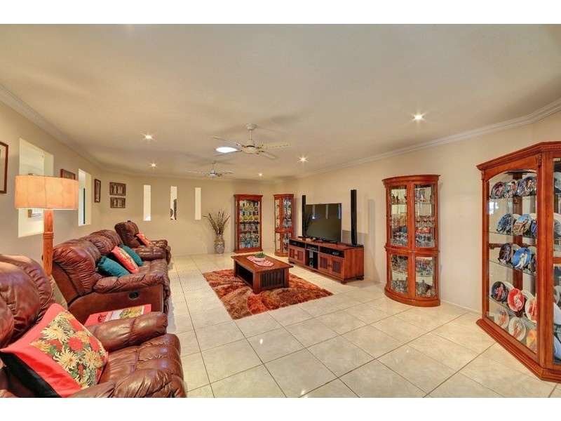 2 Acacia Street, Moore Park Beach QLD 4670