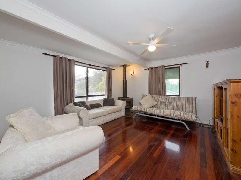 6 Breynia Street, Kingston QLD 4114