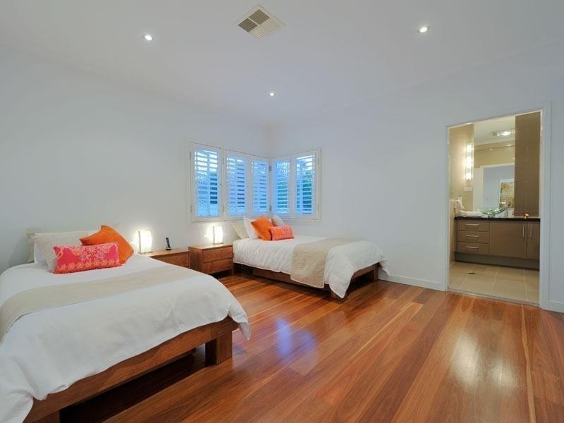 65 Hunter Street, Greenslopes QLD 4120