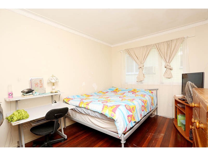 12A McGill, Raceview QLD 4305