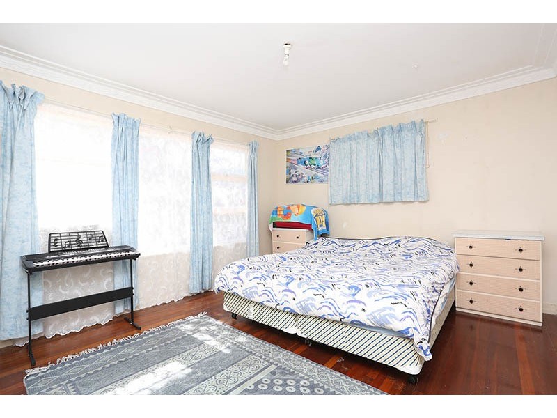 12A McGill, Raceview QLD 4305