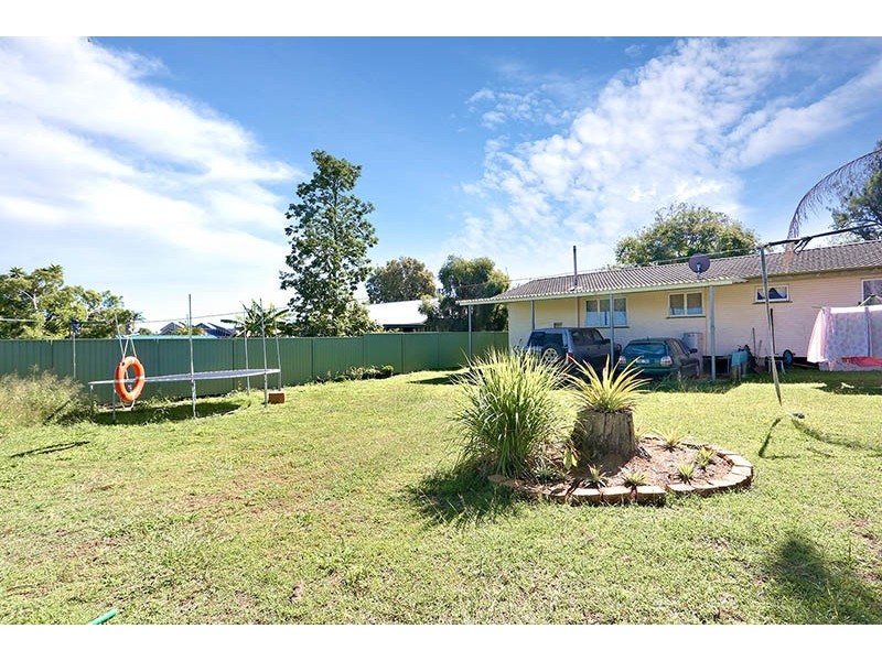 12A McGill, Raceview QLD 4305