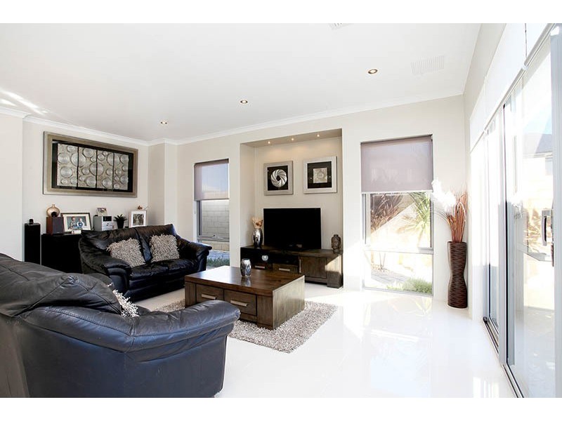 26 BENGELLO PLACE, Burns Beach WA 6028