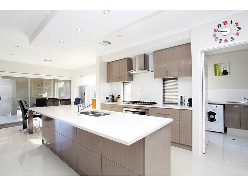 26 BENGELLO PLACE, Burns Beach WA 6028