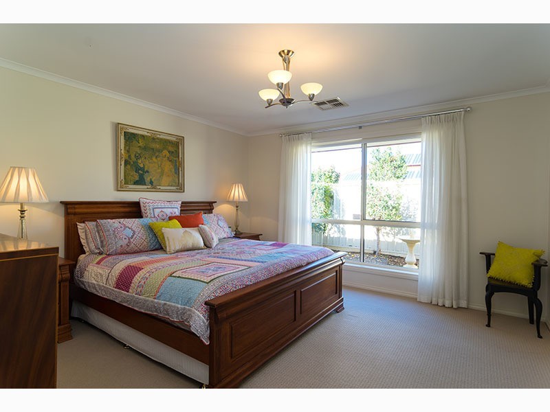 10 Tintara Walk, Noarlunga Downs SA 5168