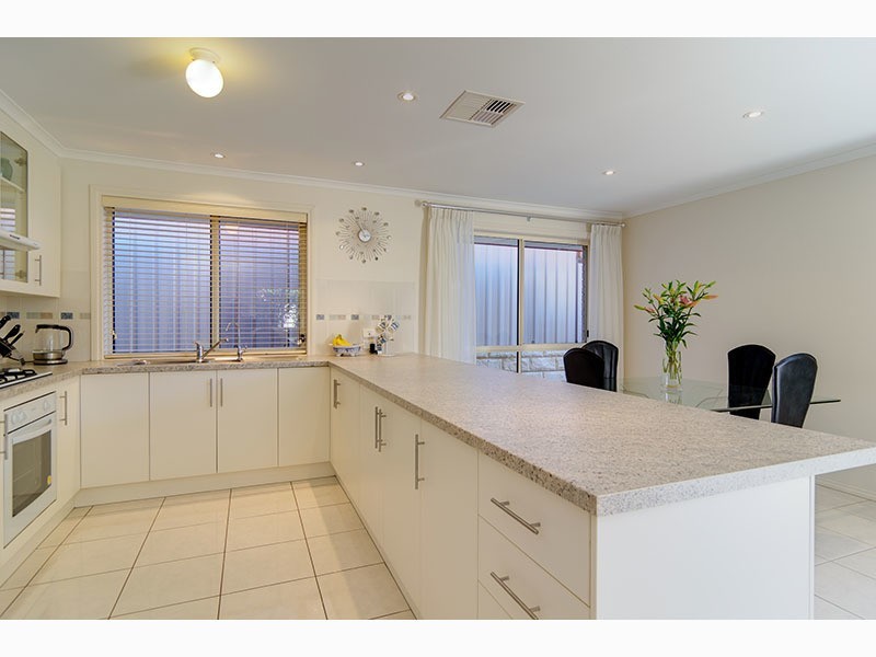 10 Tintara Walk, Noarlunga Downs SA 5168