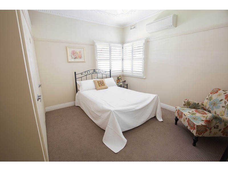 52 Victoria Street, East Maitland NSW 2323