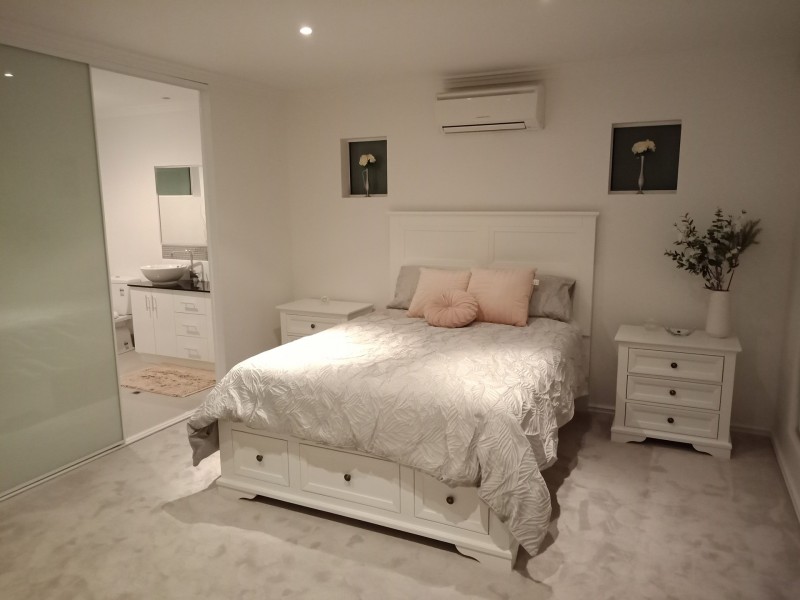 5 Auberge Lane, The Vines WA 6069