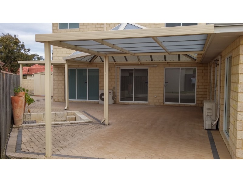 5 Auberge Lane, The Vines WA 6069