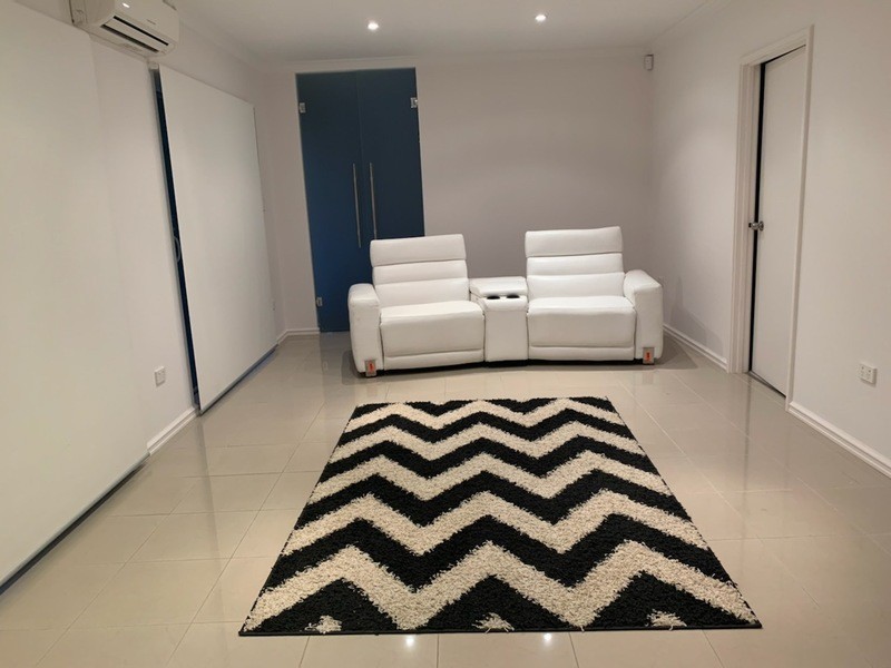 5 Auberge Lane, The Vines WA 6069