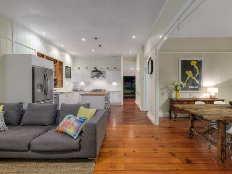 17 Paris Avenue, Morningside QLD 4170