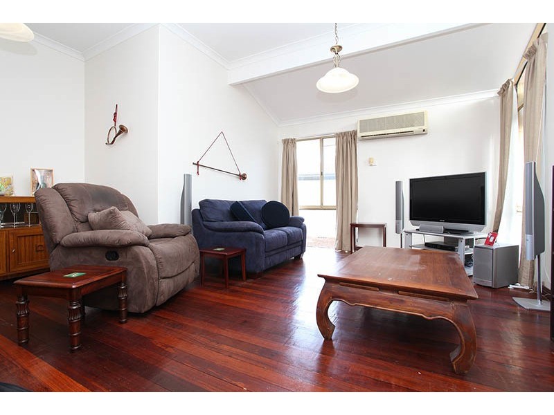 12 Cambridge Drive, Greenfields WA 6210