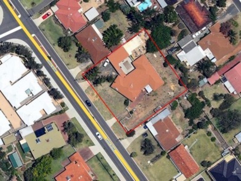 64 Leslie Street, Dudley Park WA 6210