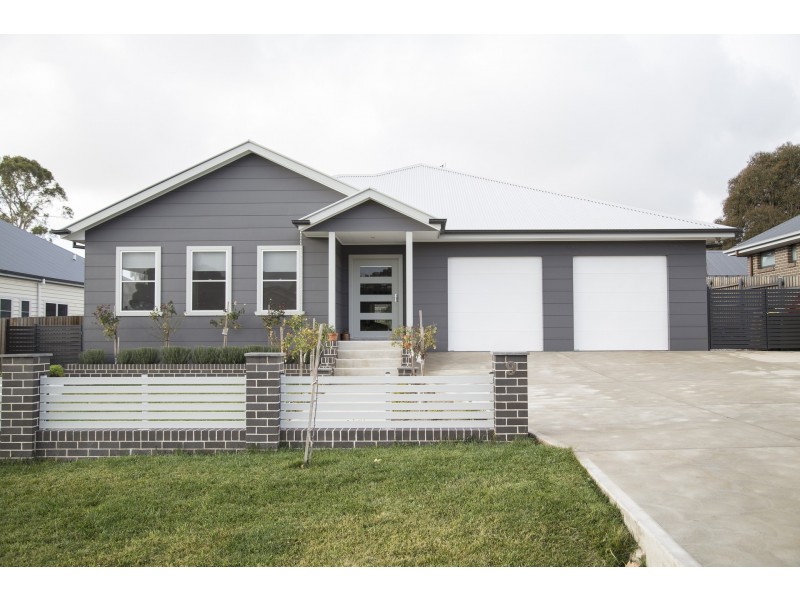 9 Pitt Street, Millthorpe NSW 2798