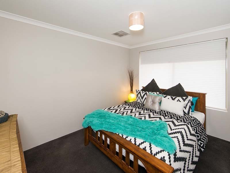 115 Fruit Tree Crescent, Forrestfield WA 6058