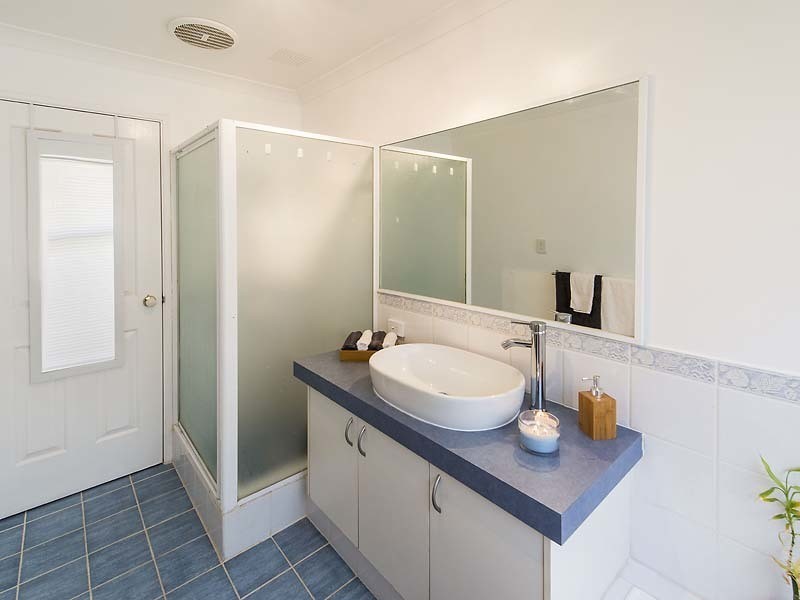 115 Fruit Tree Crescent, Forrestfield WA 6058