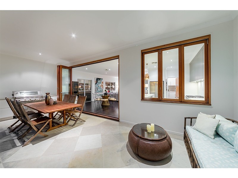 175  Mcilwraith Avenue, Norman Park QLD 4170