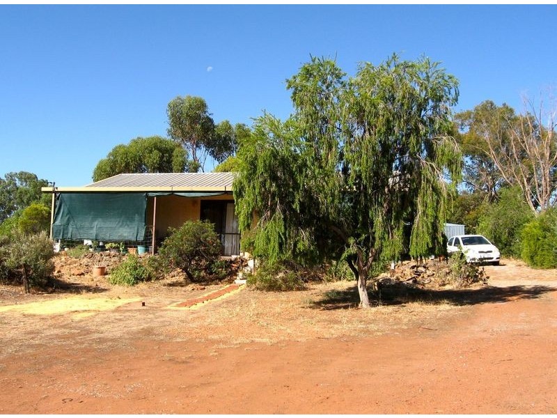 56 Cardwell Road, York WA 6302