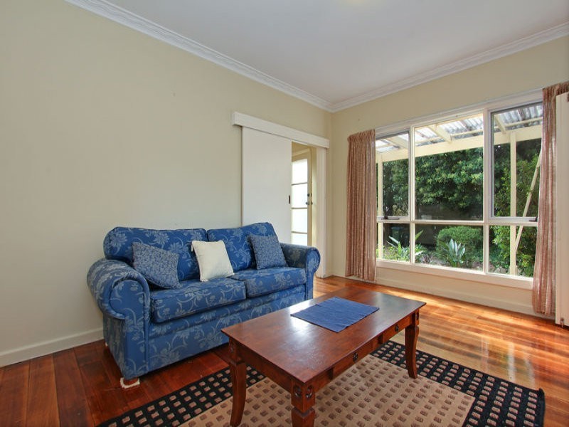 109 – 111 Seventh Avenue, Rosebud VIC 3939