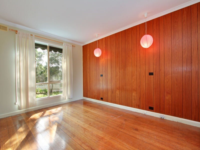 109 – 111 Seventh Avenue, Rosebud VIC 3939