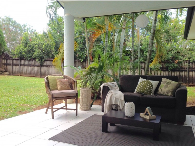 40 Daphne Drive, Redlynch QLD 4870