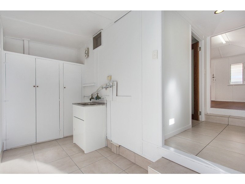 52 Tewantin Road, Cooroy QLD 4563