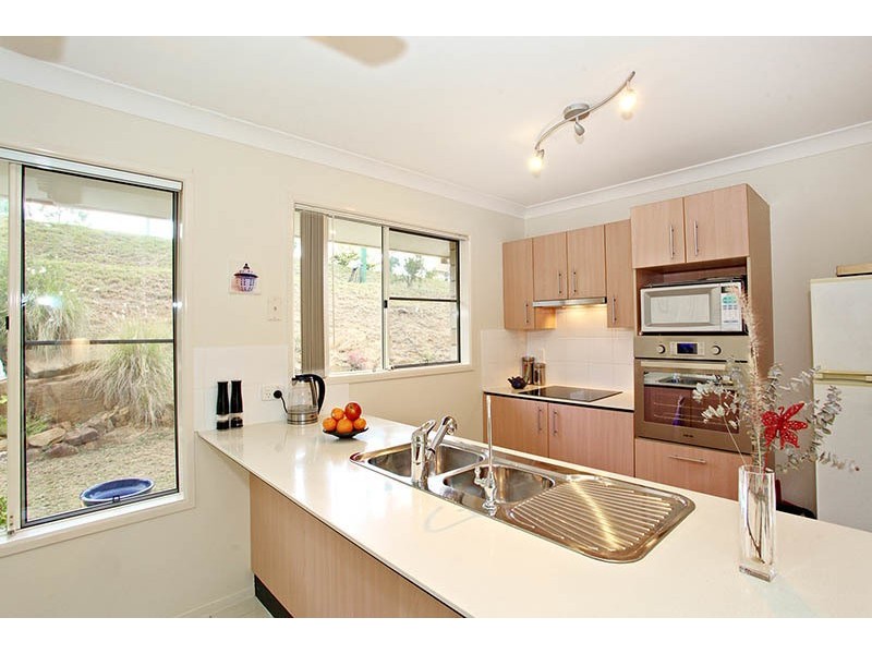 40-42 Haygarth Drive, Kooralbyn QLD 4285