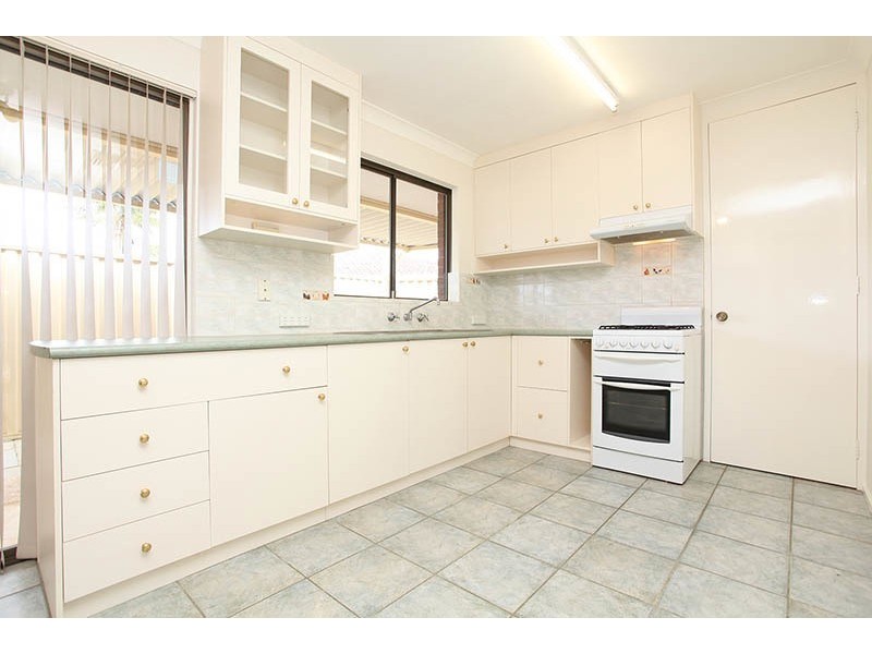 22 McKeown Court, Armadale WA 6112
