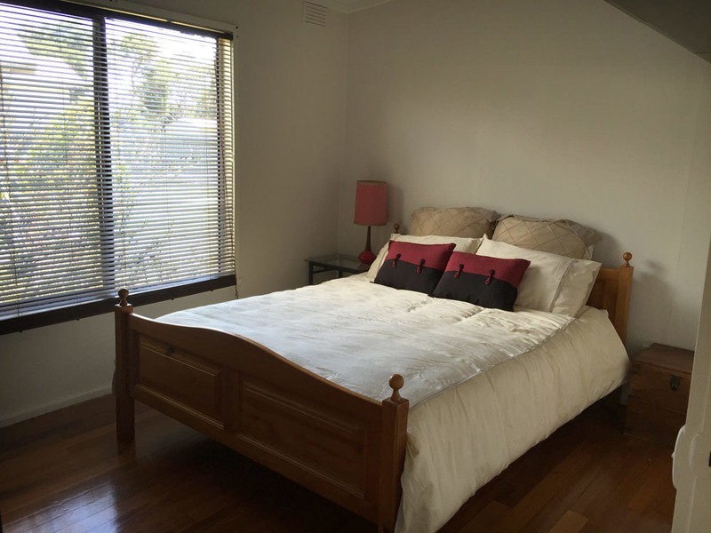 29 Churchill Drive, Cowes VIC 3922