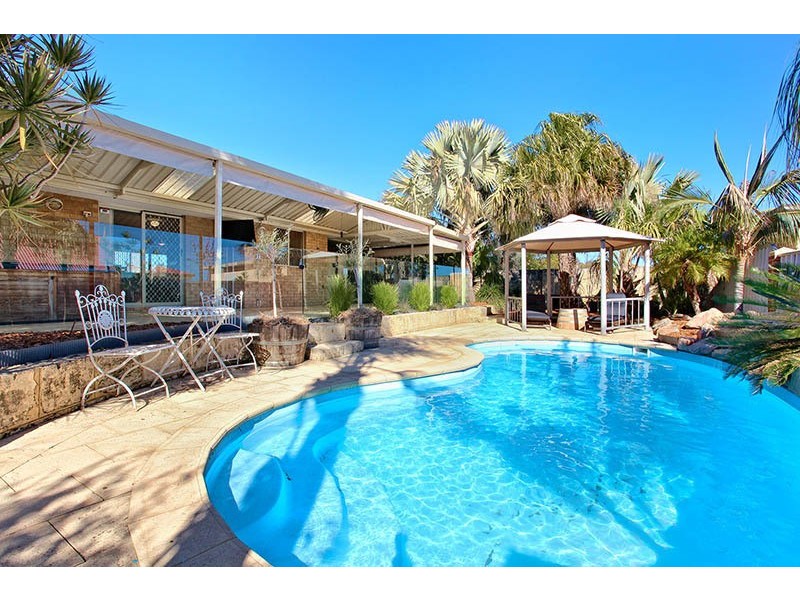 1 Riverfig Place, Alexander Heights WA 6064