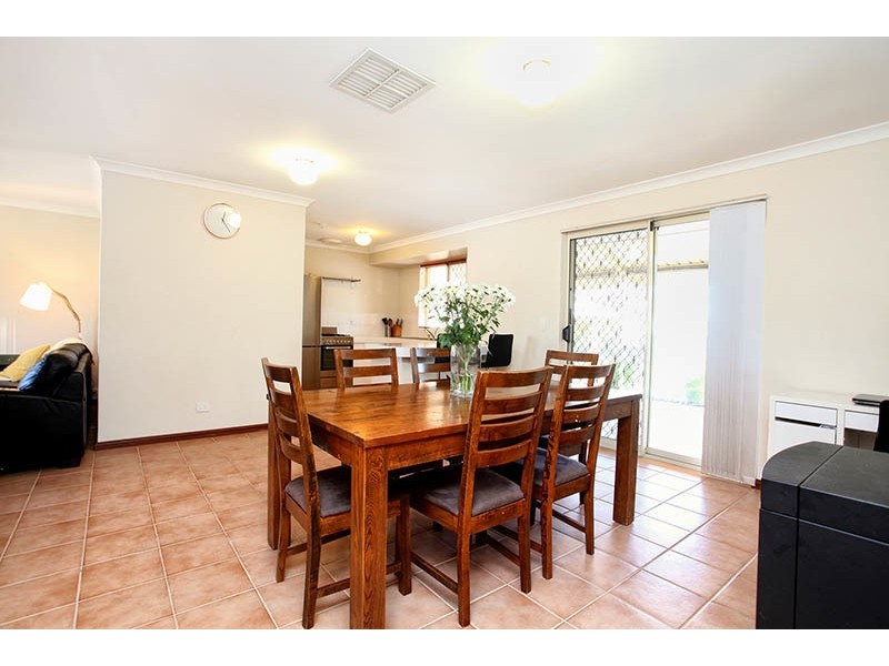 1 Riverfig Place, Alexander Heights WA 6064