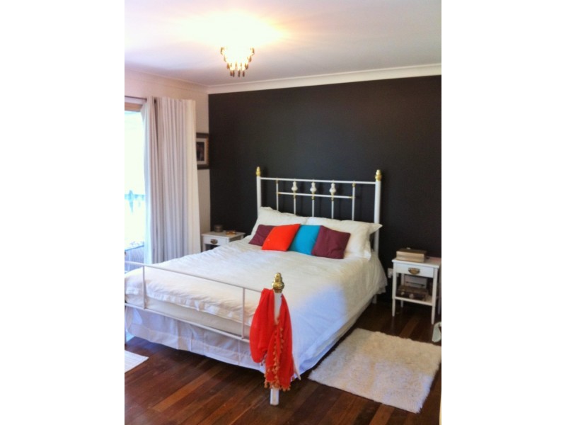 2 Yamba Street, Palmers Island NSW 2463