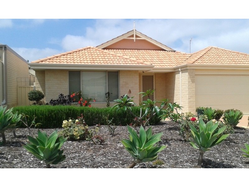 22 CAWANA PARKWAY, Lakelands WA 6180