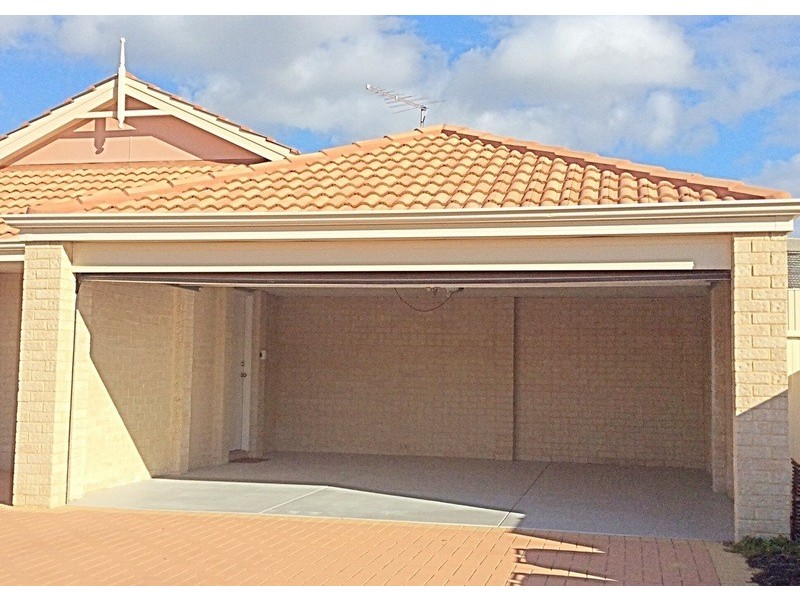 22 CAWANA PARKWAY, Lakelands WA 6180