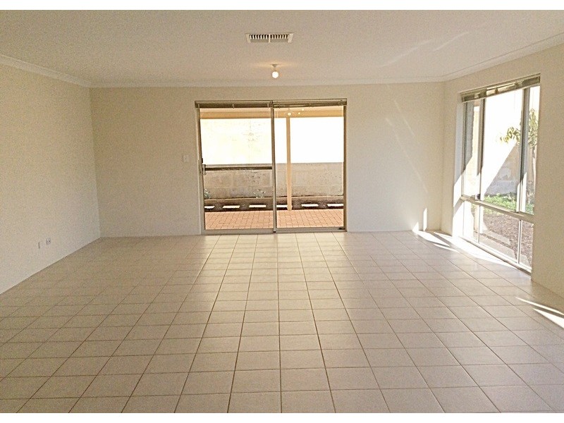 22 CAWANA PARKWAY, Lakelands WA 6180