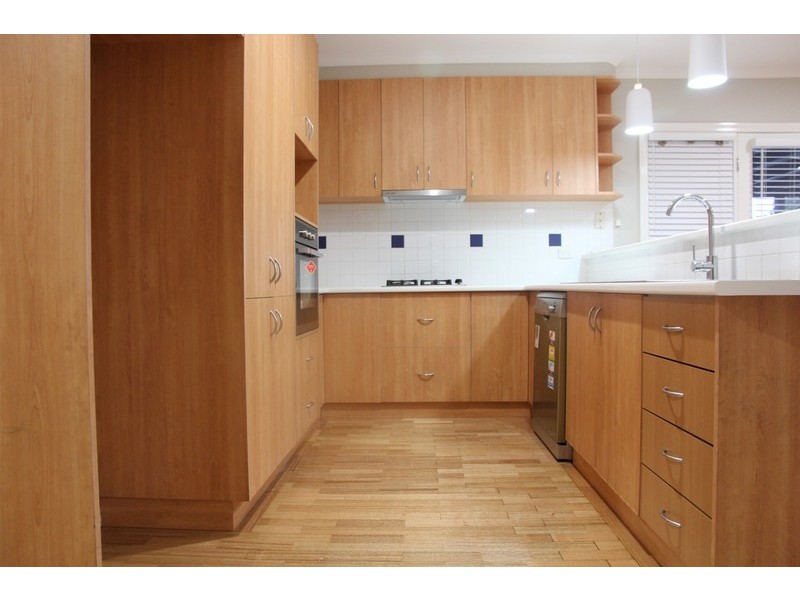 9 Bunya Close, Caroline Springs VIC 3023