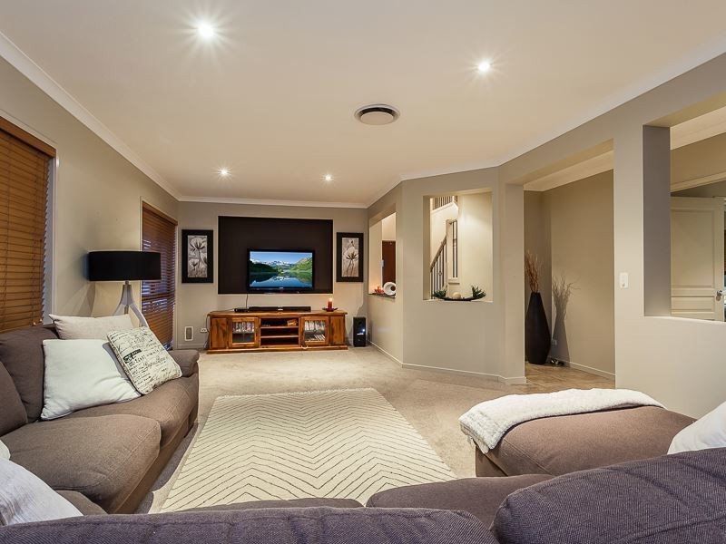 2 Cedar Street, North Lakes QLD 4509
