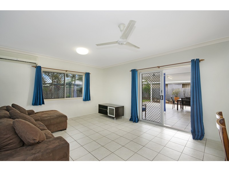 15 Seldon Place, Kirwan QLD 4817