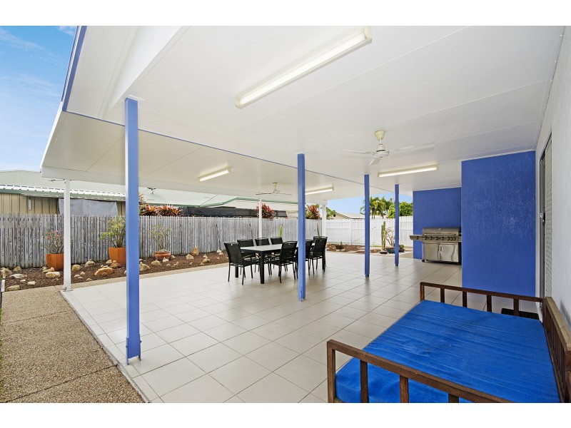 15 Seldon Place, Kirwan QLD 4817