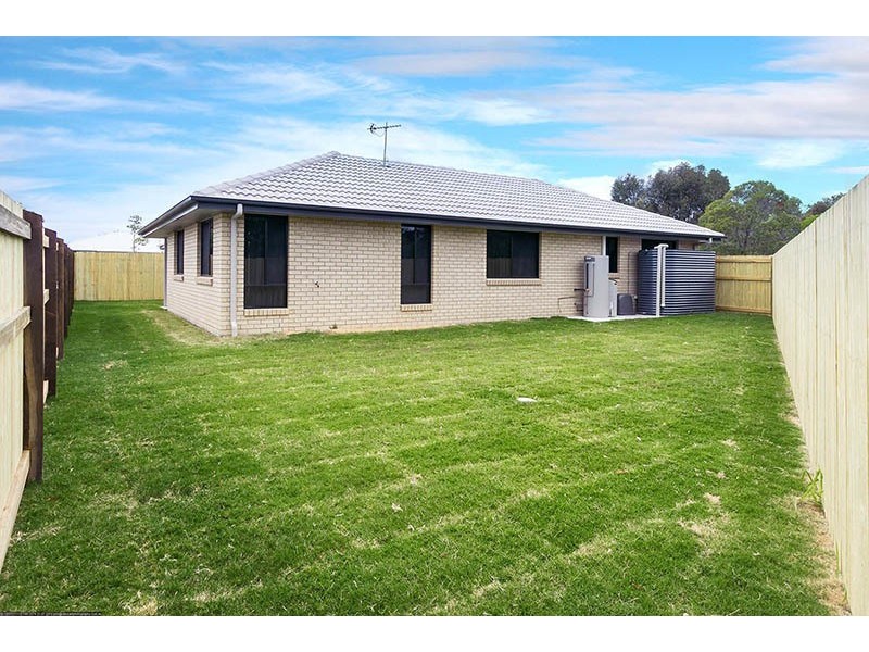 221 Pulgul Street, Urangan QLD 4655