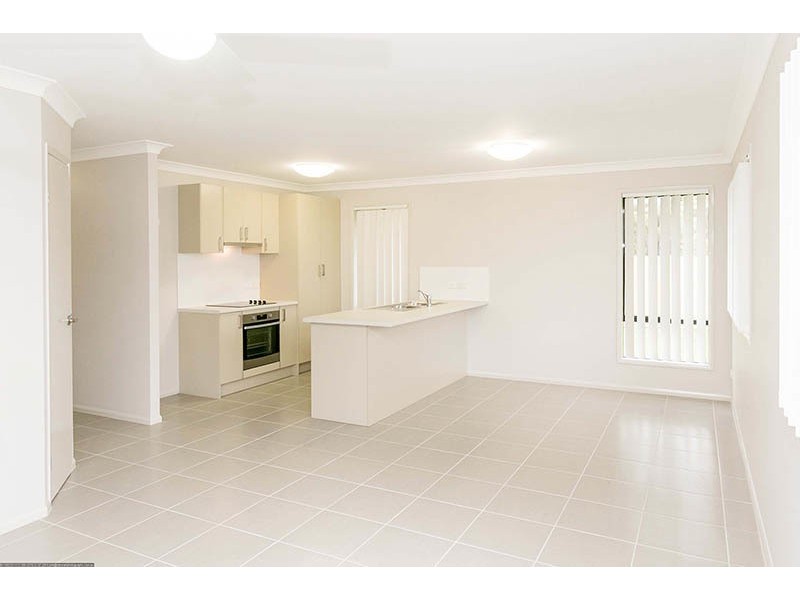 221 Pulgul Street, Urangan QLD 4655