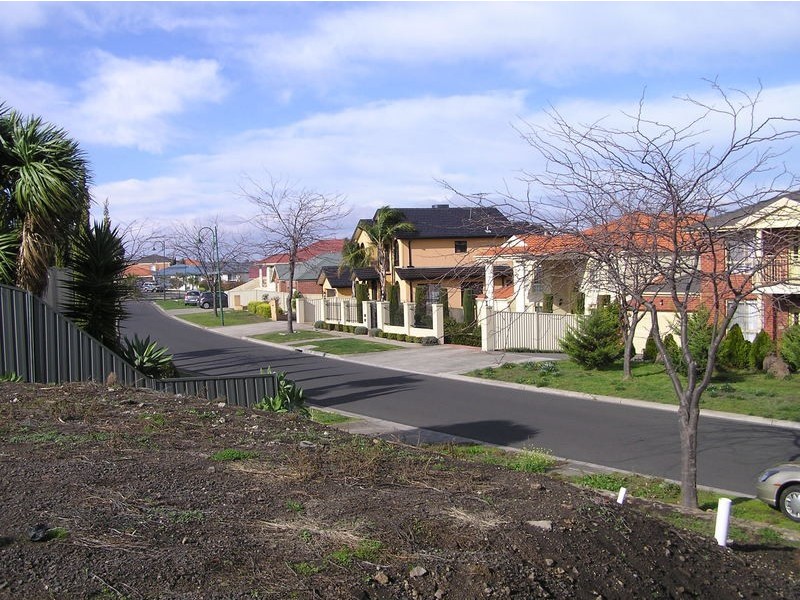 21 Arkley Drive, Greenvale VIC 3059