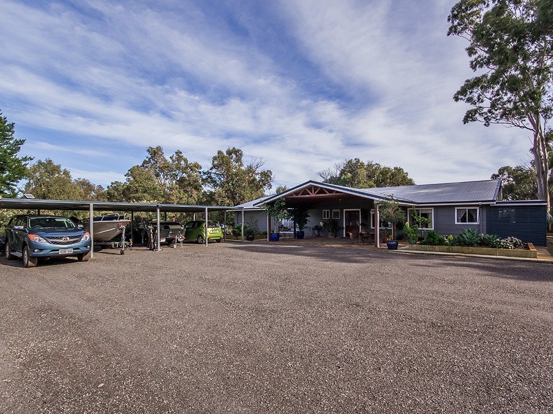 23 Passive Place, Barragup WA 6209